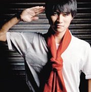 传“国民岳父”韩寒将组建战队入电竞圈