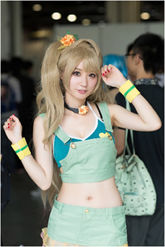 二次元半次元一把抓  《机器人少女Z》线下Cosp