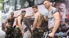  战狼2票房55亿 合作手游《超能战线》再现硬汉风 